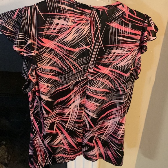 Top - Picture 4 of 4